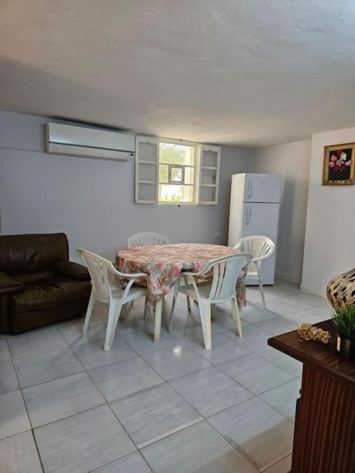 Hadhri Appartement توزر المظهر الخارجي الصورة
