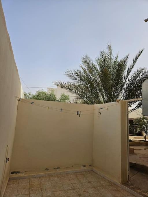 Hadhri Appartement توزر المظهر الخارجي الصورة